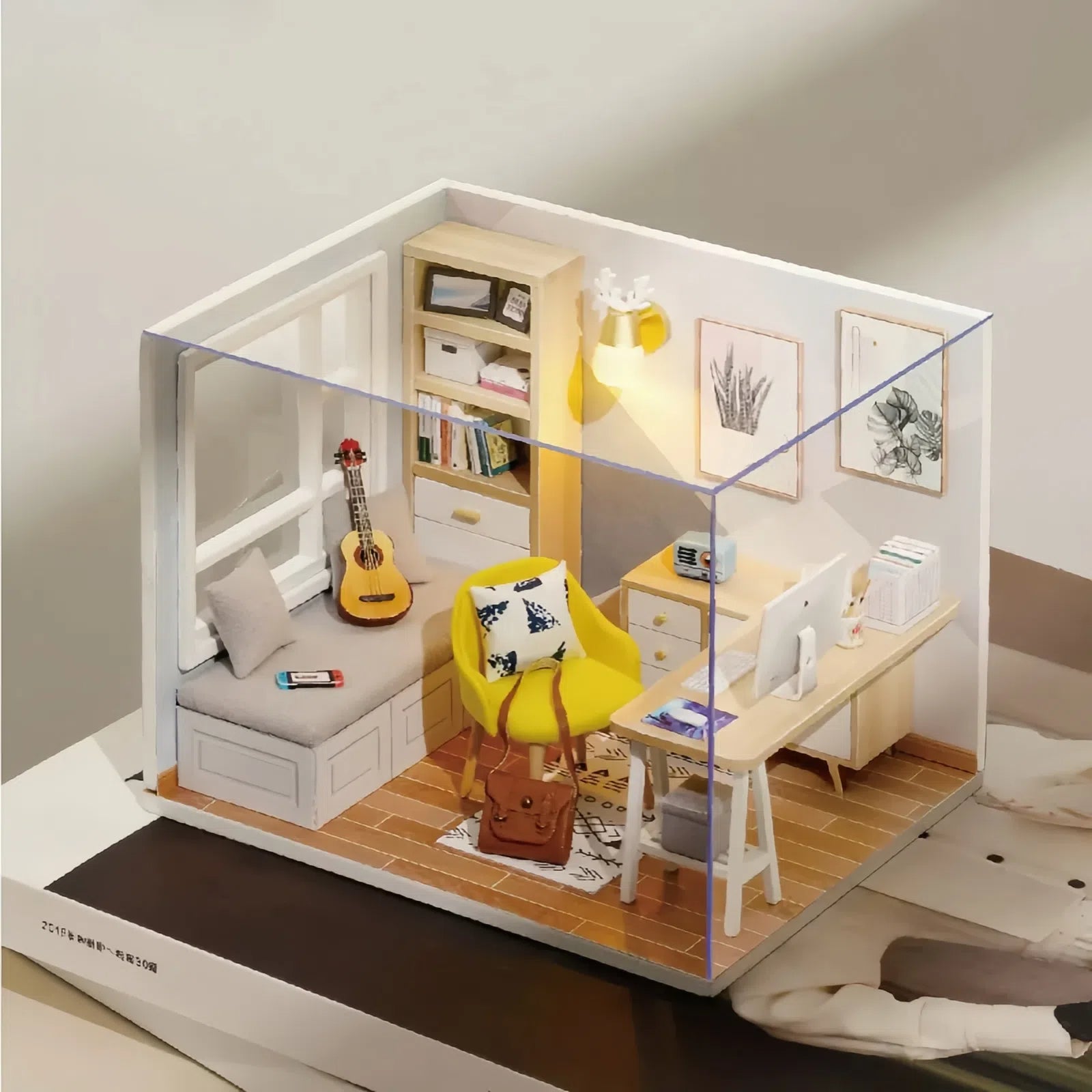 Funpuz Sunlit Study DIY Miniature House