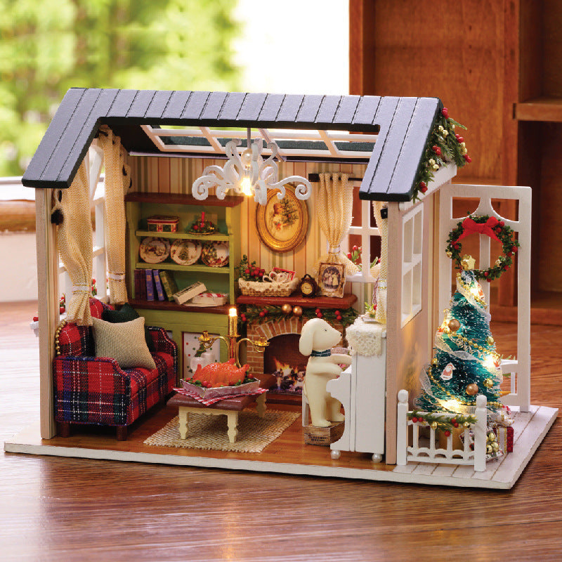 Funpuz Holiday Time DIY Miniature House