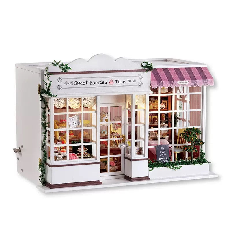 Funpuz Sweet Berry Time DIY Miniature House