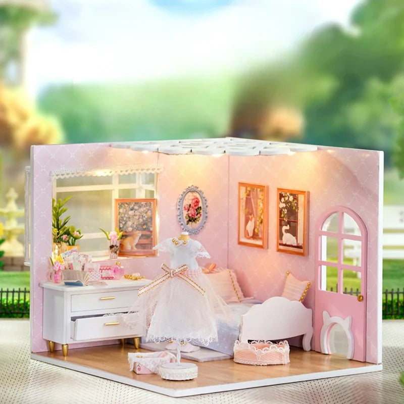 Funpuz Super Creator Miniature House - 6 in 1 DIY Inspiration Generator Miniature House