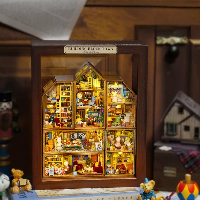 Funpuz Building Block Town DIY Miniature House