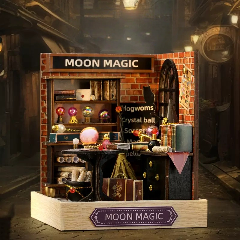 Funpuz Moon Magic DIY Miniature House