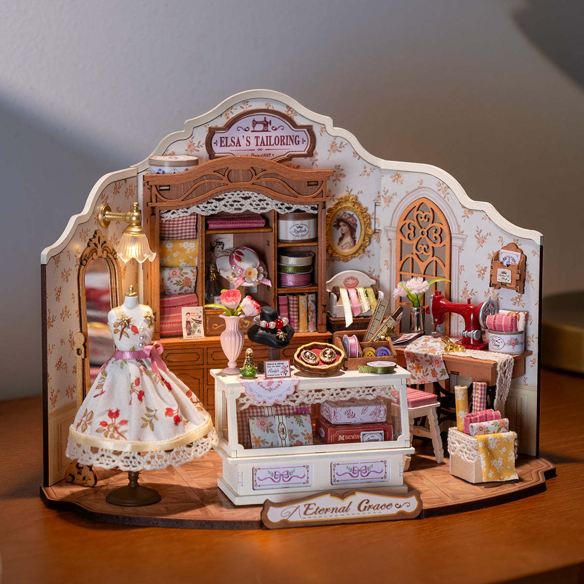 Funpuz DIY Miniature House - Elsa's Tailoring