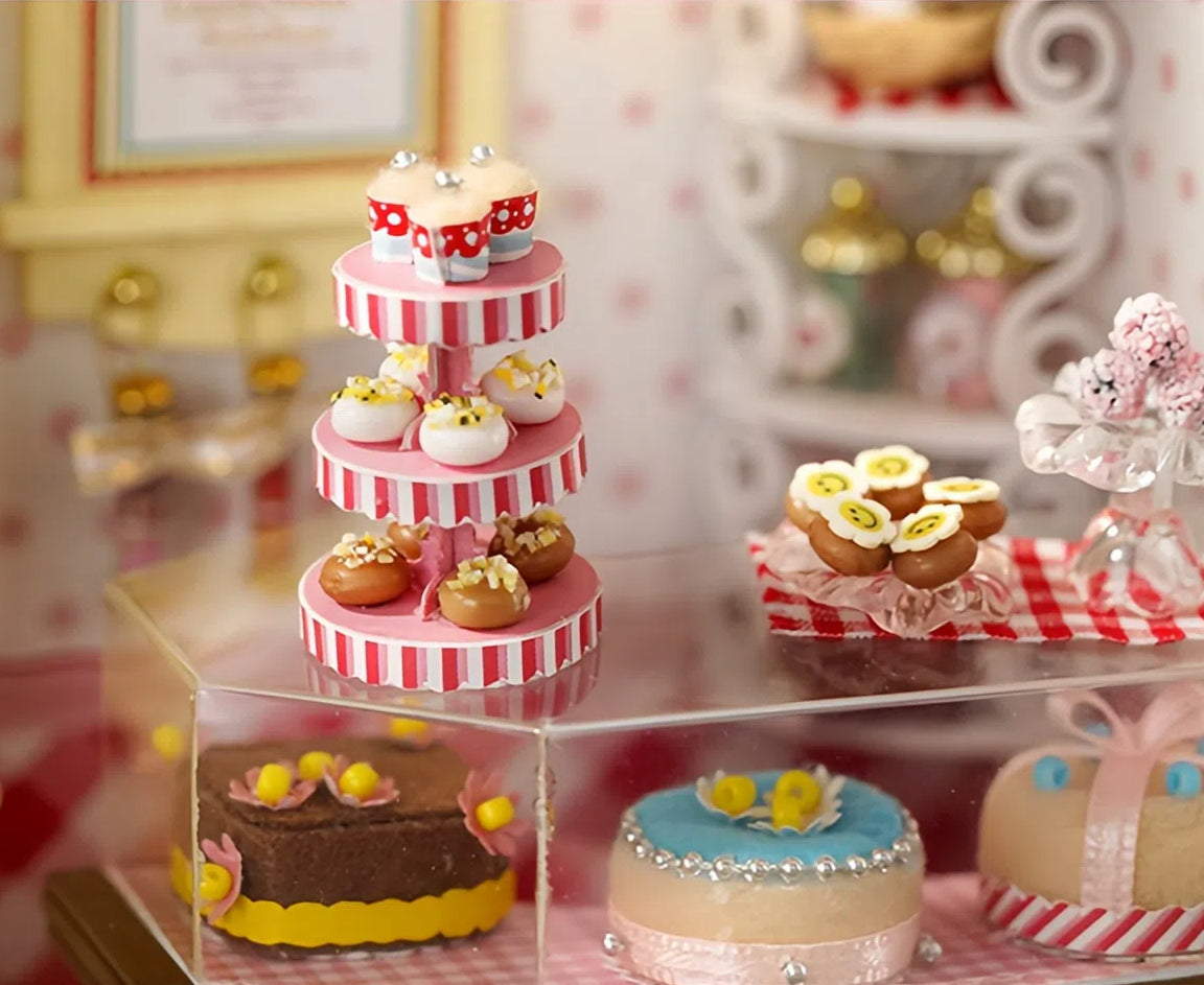 Funpuz candy house DIY Miniature House